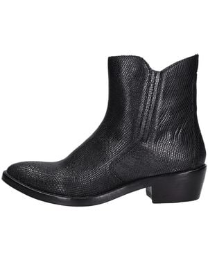 Emanuélle Vee Boots - Black