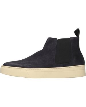 Frau Bottes Bleues
