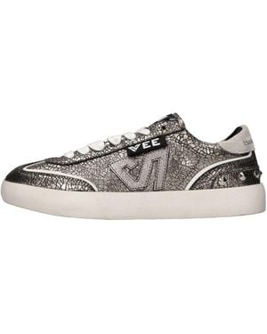 Emanuélle Vee Sneakers - Gray