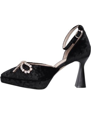 Emanuélle Vee Schwarze Schuhe Mit Absatz