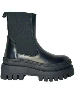 Steve Madden Boots - Black