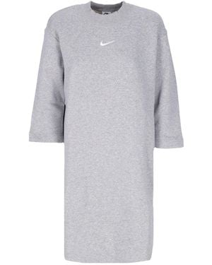 robe t shirt oversize nike