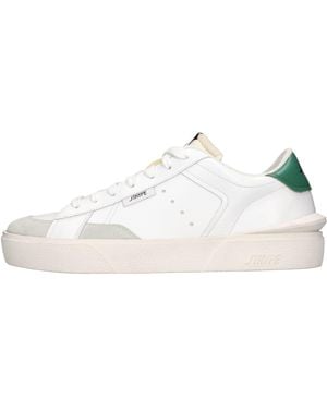 Strype Sneakers - White