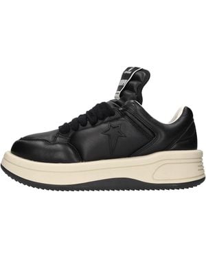 Converse Sneakers - Black