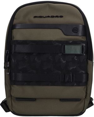 Piquadro Bolsas. Verde - Negro