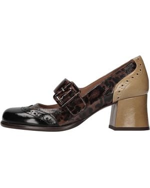 Chie Mihara With Heel - Brown