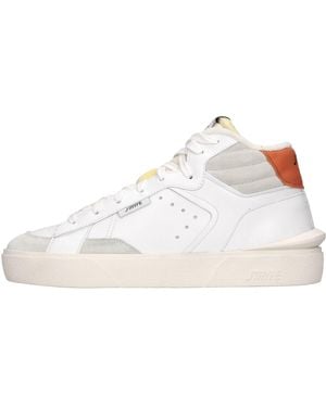 Strype Sneakers - White
