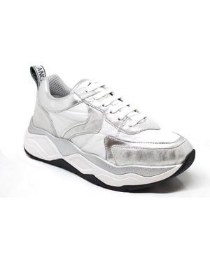 Voile Blanche Sneakers - White