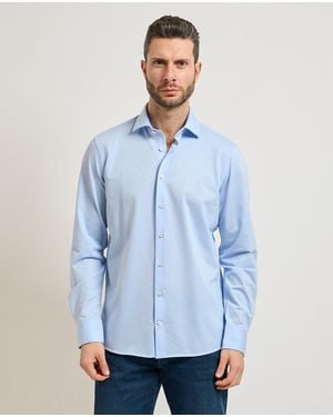 Bugatti Blaue Hemden