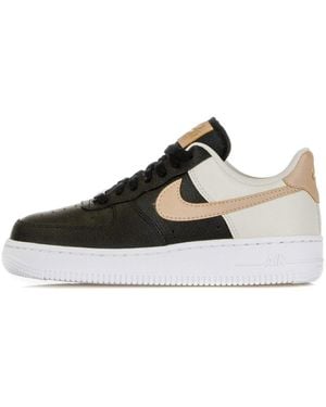 Nike Low Shoe W Air Force 1 '07 - Multicolor