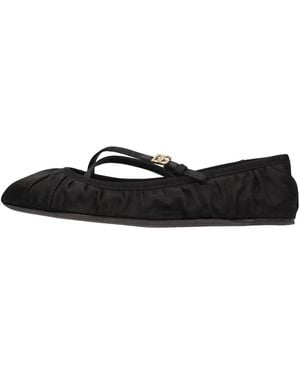 Dolce & Gabbana Flat Shoes - Black
