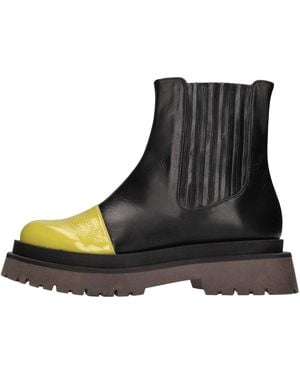 Chie Mihara Boots - Black