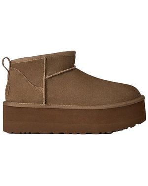 UGG Boots - Brown