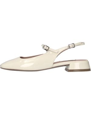 Bibi Lou Zapatos Con Tacon Blanco