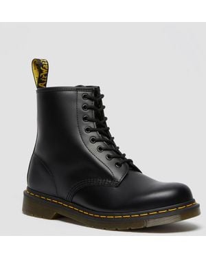 Dr. Martens Crewson Leather Lace Up Boots in Black for Men Dr. Martens Crewson Leather Lace Up Boots in Black for Men