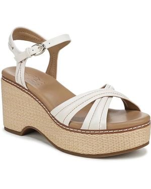 Naturalizer Dovie Platform Sandal - Metallic