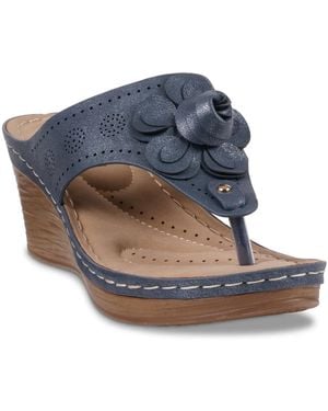 Good Choice Willa Wedge Sandal - Blue