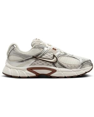 Nike V5 Rnr Sneaker - Gray
