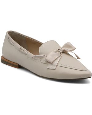Charles David Izzi Flat - Gray