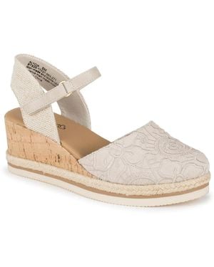 BareTraps Alycia Wedge Sandal - White