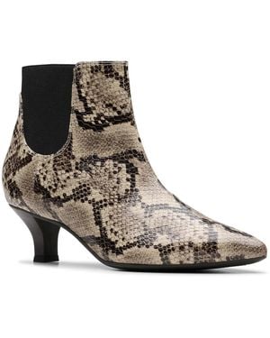 Clarks Kepley Erin Bootie - Black