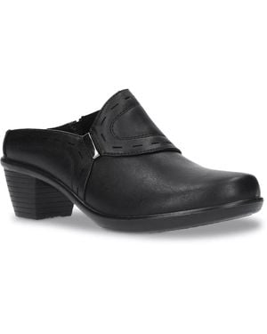 Easy Street Cynthia Comfort Mule - Black