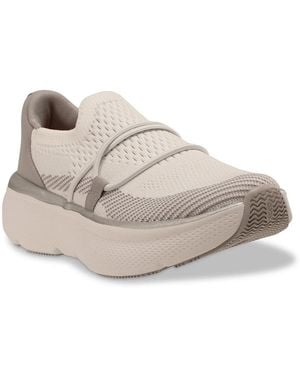 Revitalign Maia Walking Shoe - White