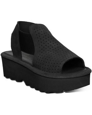 BEARPAW Tatiana Platform Sandal - Black