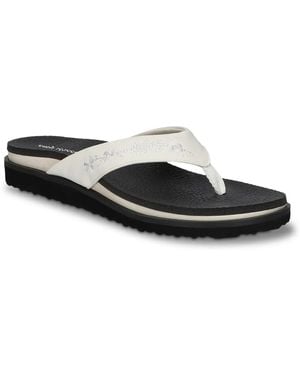 Easy Street Wanderlust Flip Flop - Black