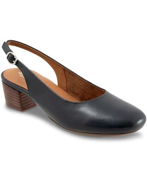 Softwalk Largo Pump - Blue