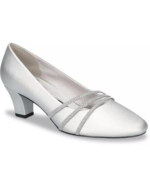 Easy Street Cristiny Pump - White