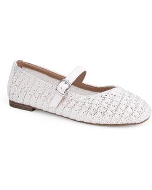 Me Too Serenity Mary Jane Flat - White