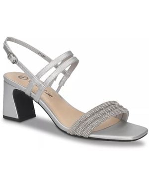 Bella Vita Majesty Sandal - Black