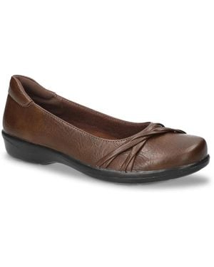 Easy Street Paulie Flat - Brown