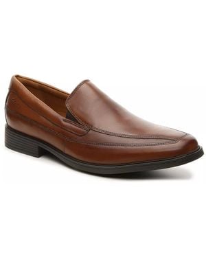 Clarks Tilden Free Slipon - Brown