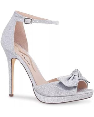 Nina Freedom Sandal - White