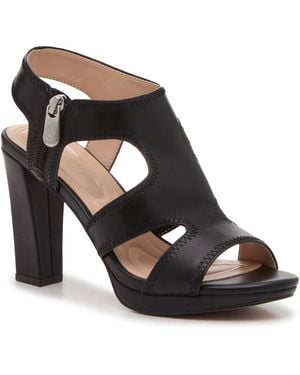 Adrienne Vittadini Paya Sandal - Black
