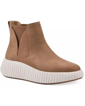 White Mountain Dignity Sneaker Boot - Brown