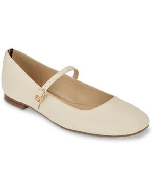 Tommy Hilfiger Savoyn Mary Jane Flat - White