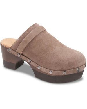 Andre Assous Olivia Platform Clog - Brown