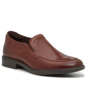 Hush Puppies Wide Width Finn Loafer - Brown