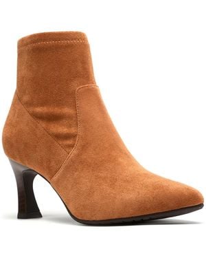 Clarks Tammitha Ace Bootie - Brown
