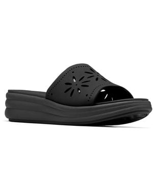 Clarks Cloudsteppers Drift Floral Wedge Sandal - Black