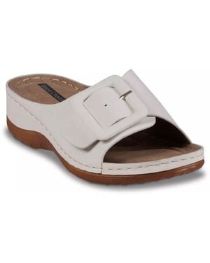 Good Choice Hamden Wedge Sandal - White