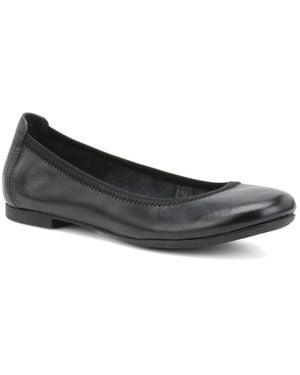 Born Julianne Flat - Black