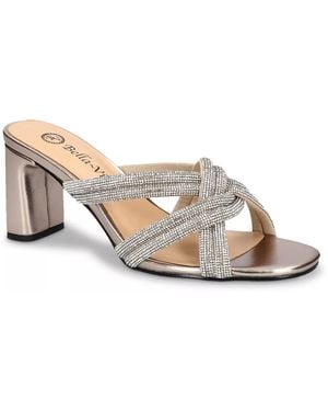 Bella Vita Carmen Sandal - White