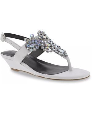 Bellini Loni Wedge Sandal - White