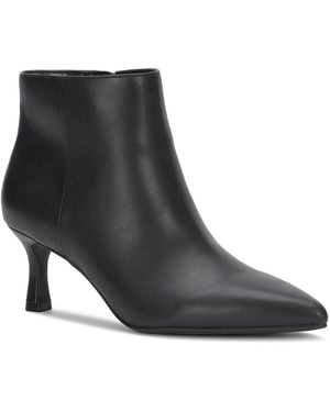 Kelly & Katie Wide Width Parri Bootie - Black
