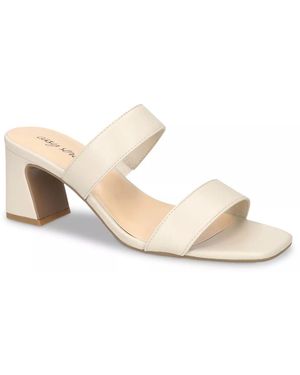 Easy Street Clovelle Sandal - Black