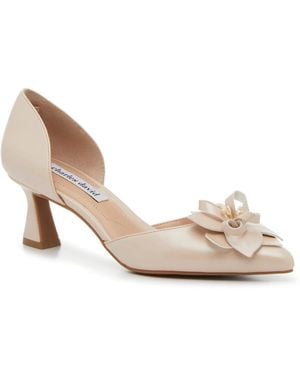 Charles David Apron Pump - White